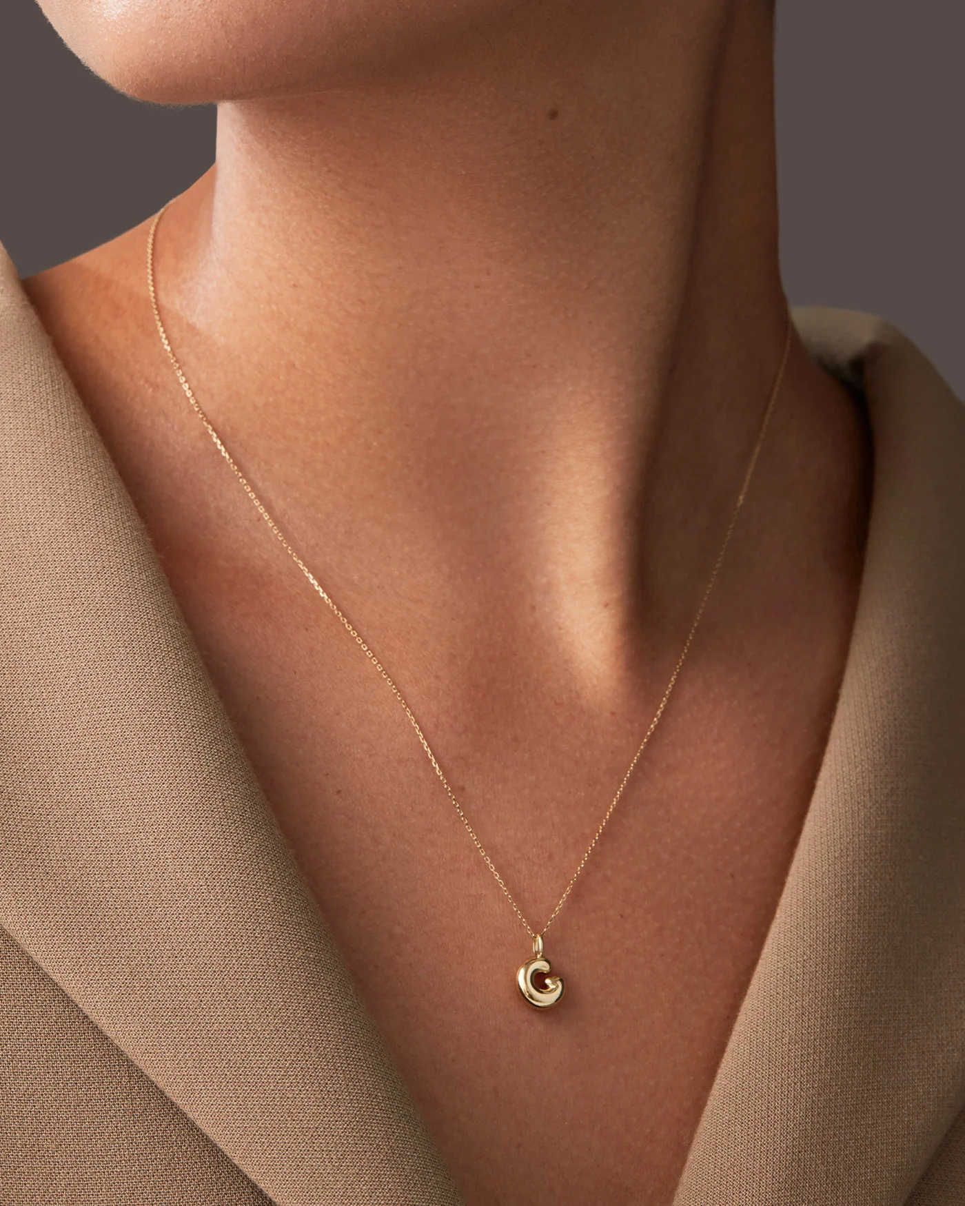 14K Gold Bubble Letter Necklace - G - Image 2
