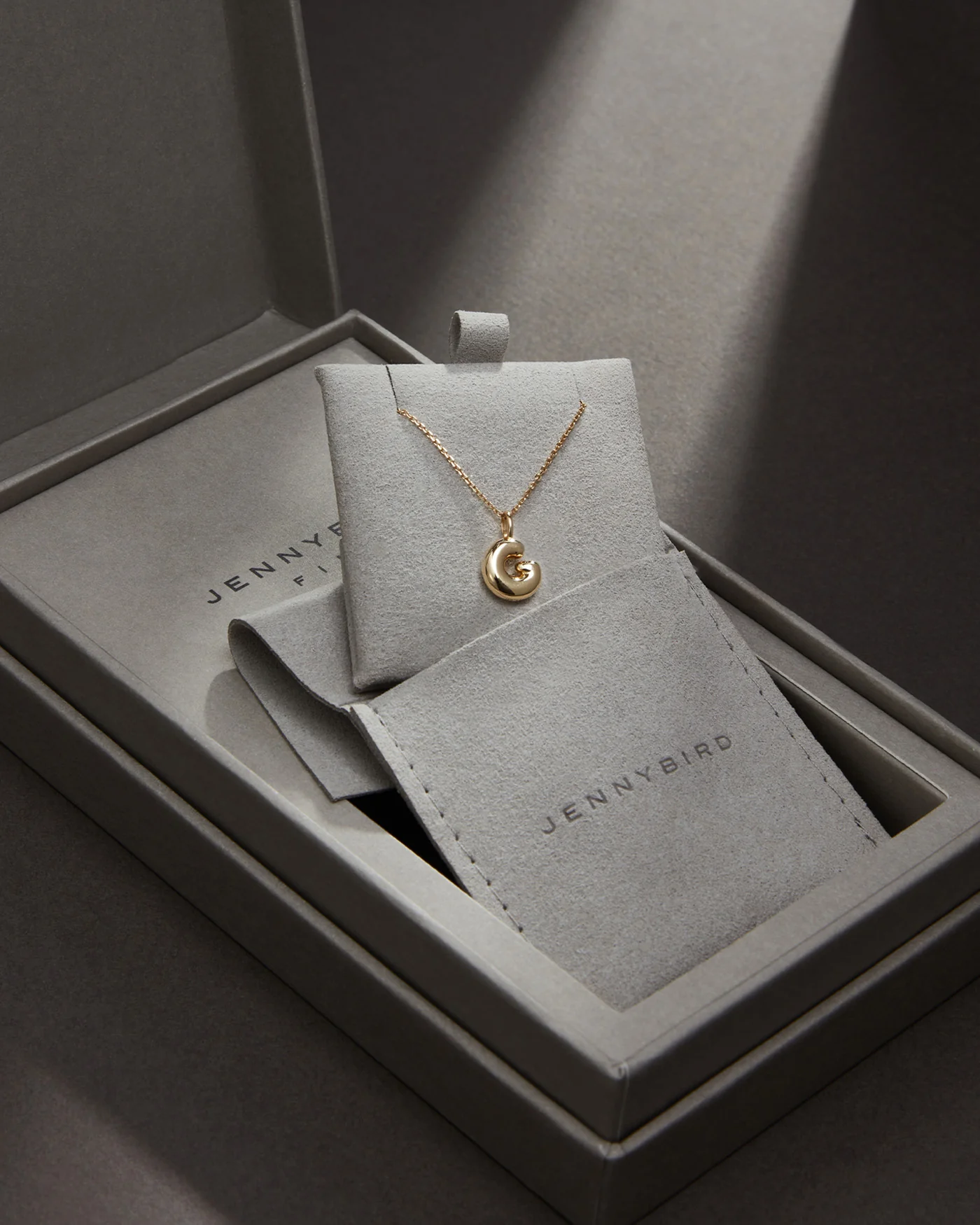 14K Gold Bubble Letter Necklace - G - Image 6