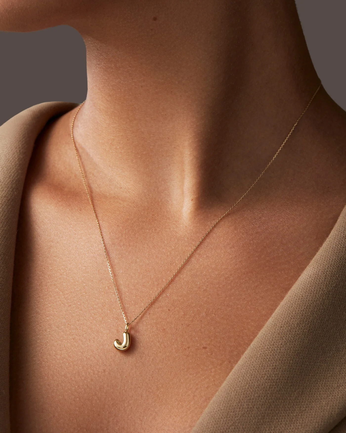 14K Gold Bubble Letter Necklace - J - Image 2