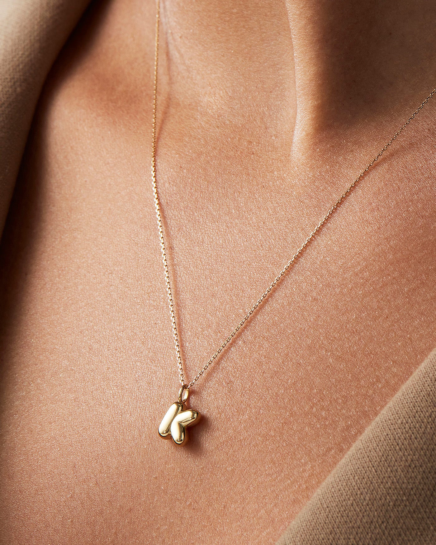 14K Gold Bubble Letter Necklace - K - Image 4