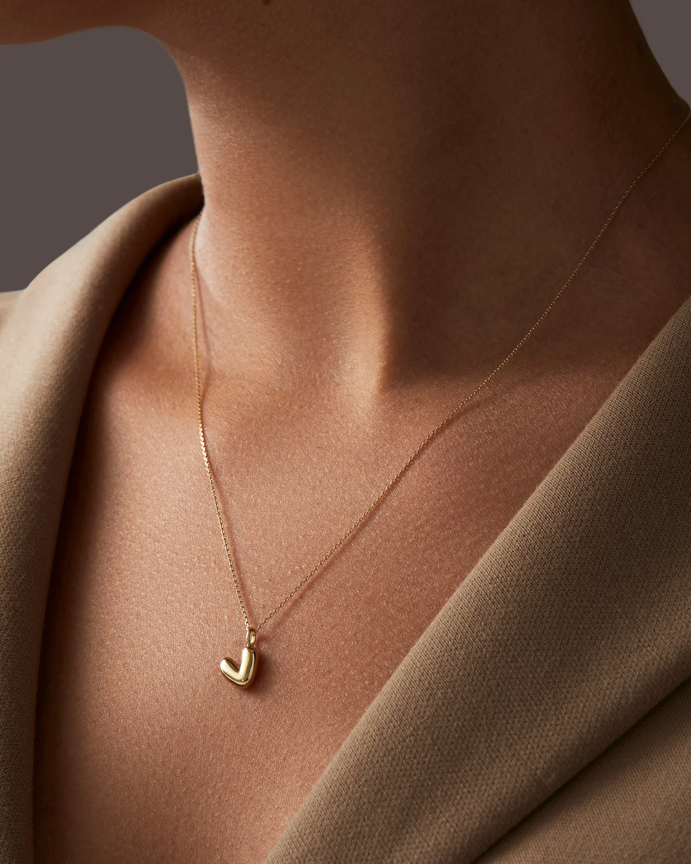 14K Gold Bubble Letter Necklace - V - Image 2