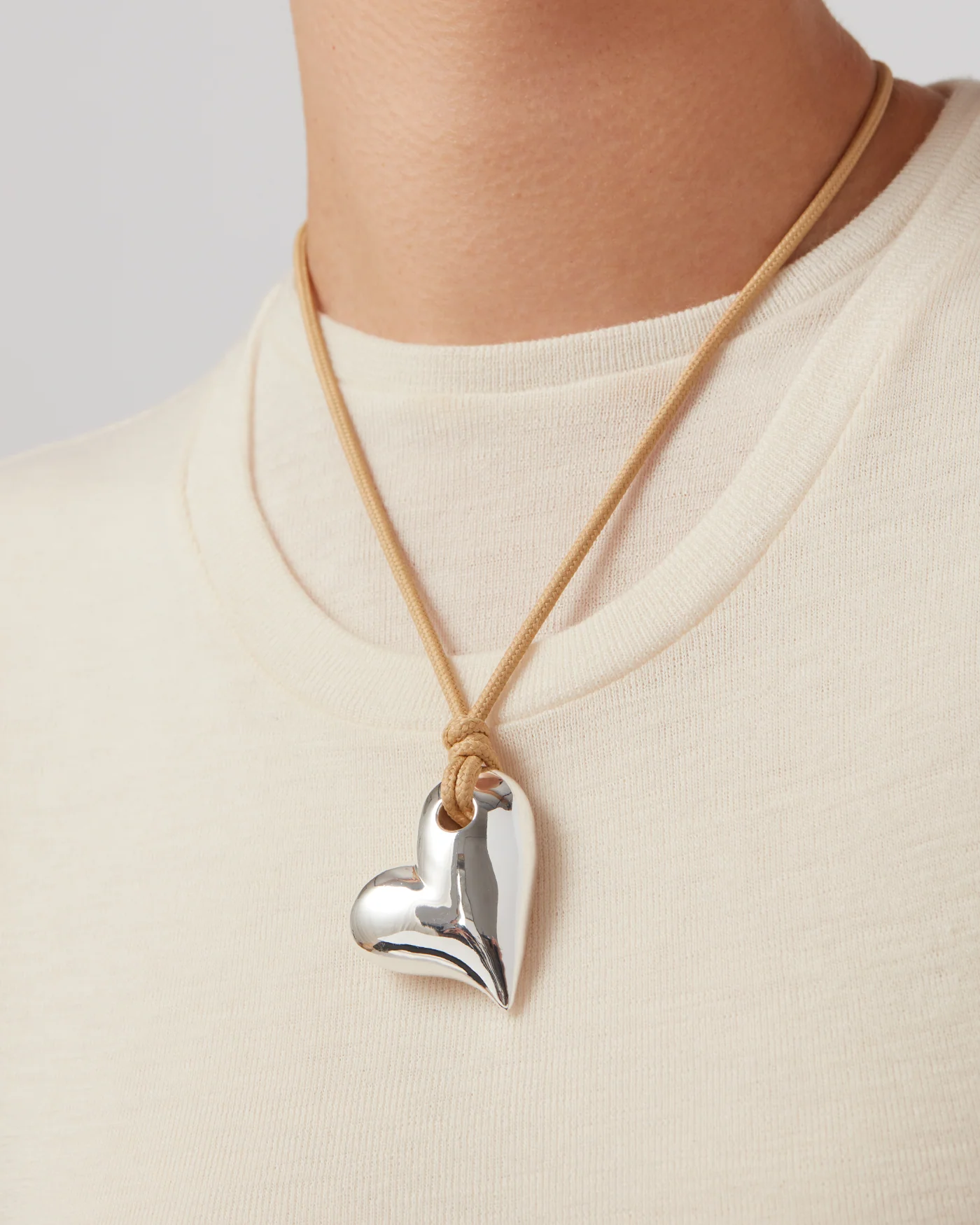 Art Heart On A String Necklace - Image 4