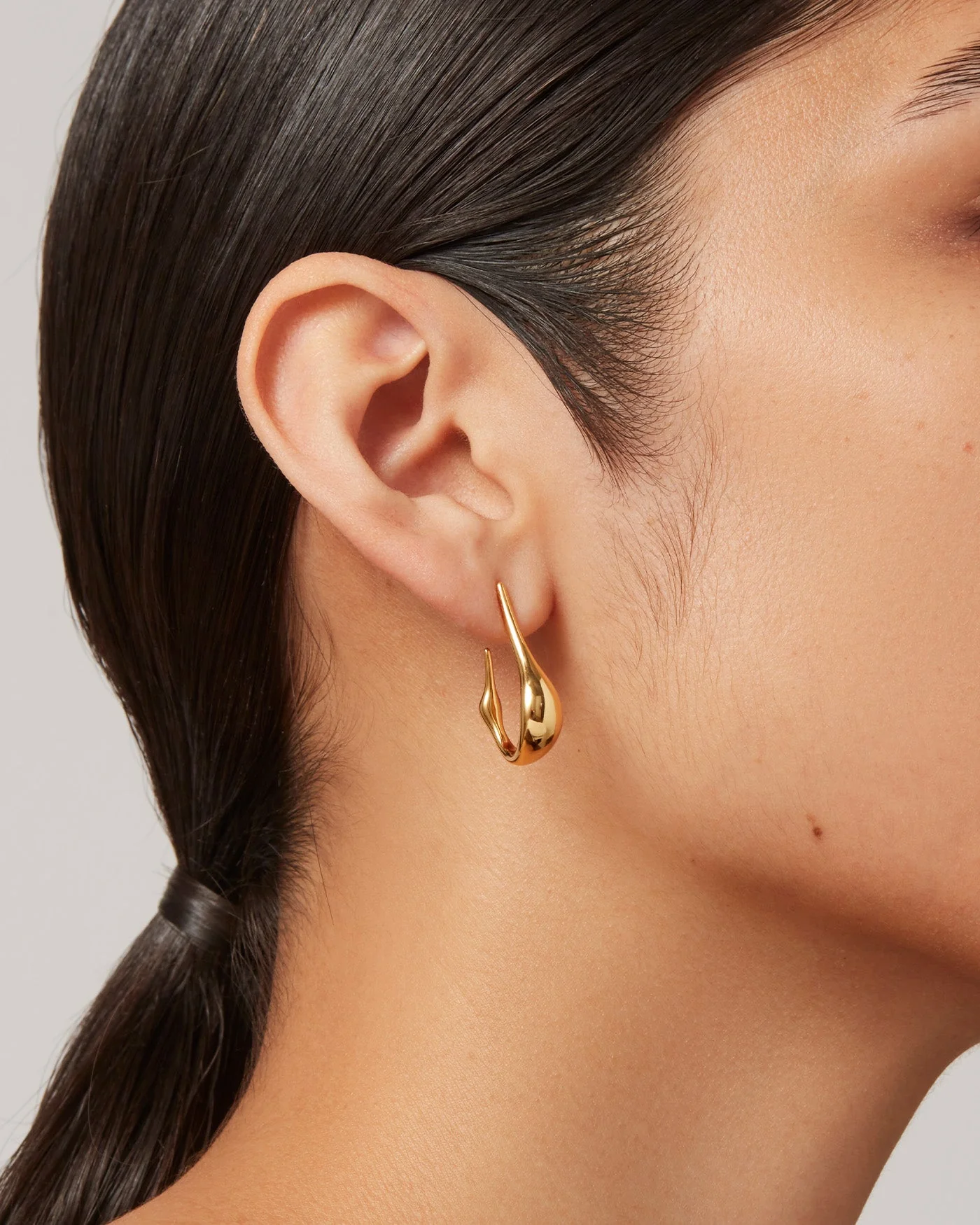 Colette Hoop Earrings - Small - Image 3