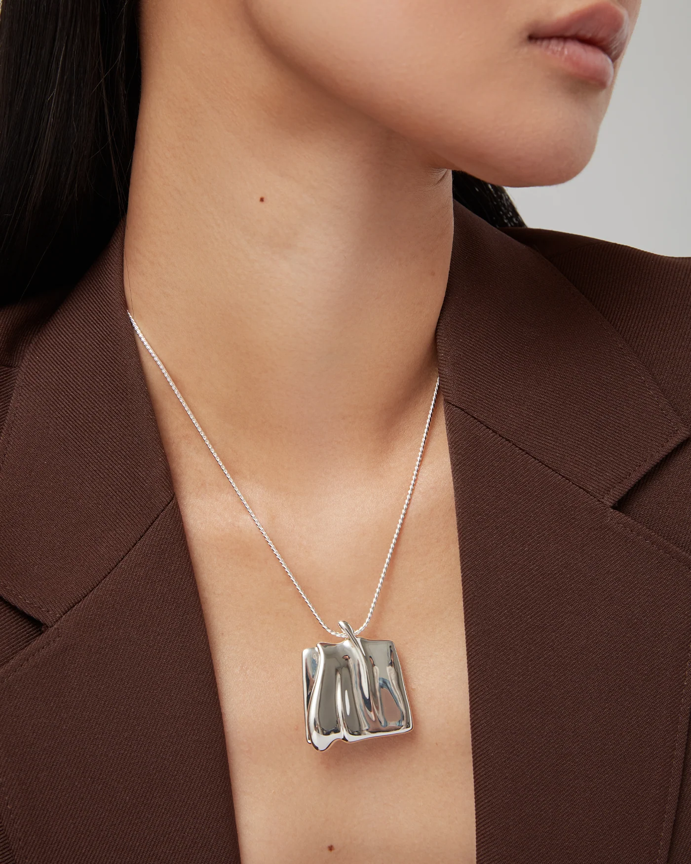 Large Sundra Pendant Necklace - Image 4