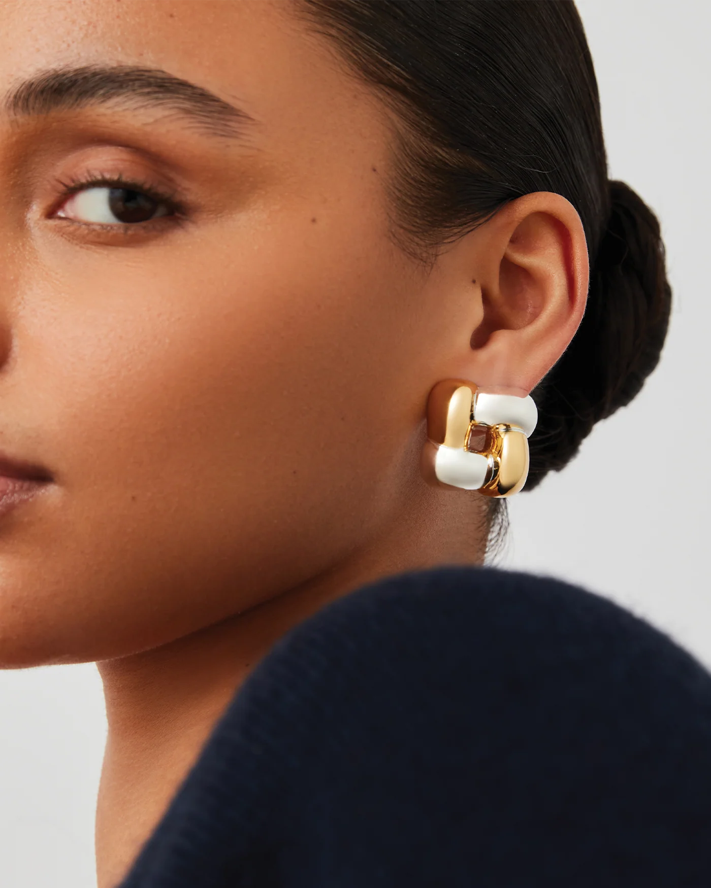 Medium Woven Square Earrings - Image 2