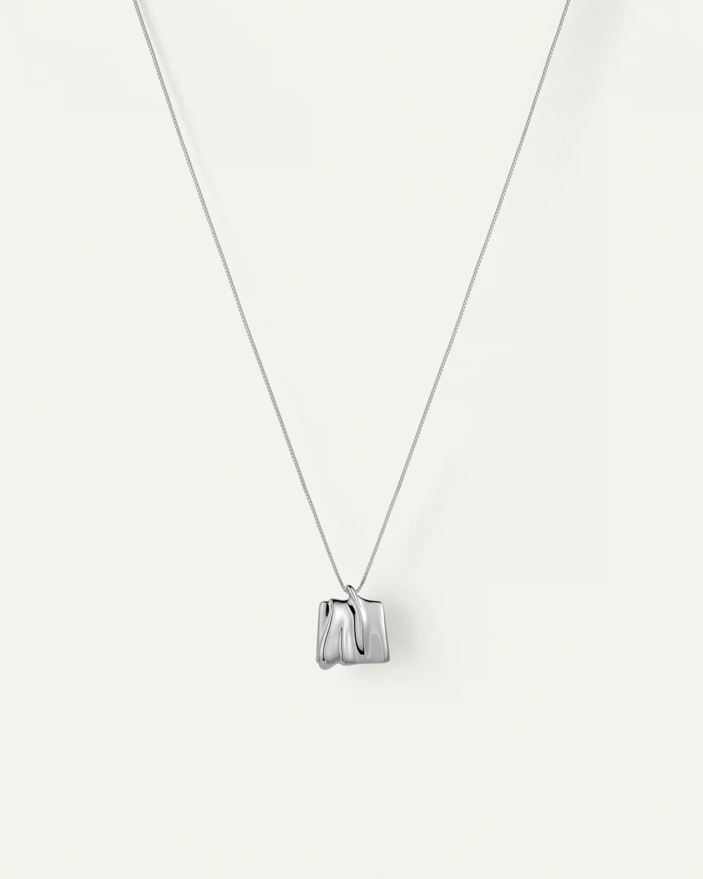 Small Sundra Pendant Necklace