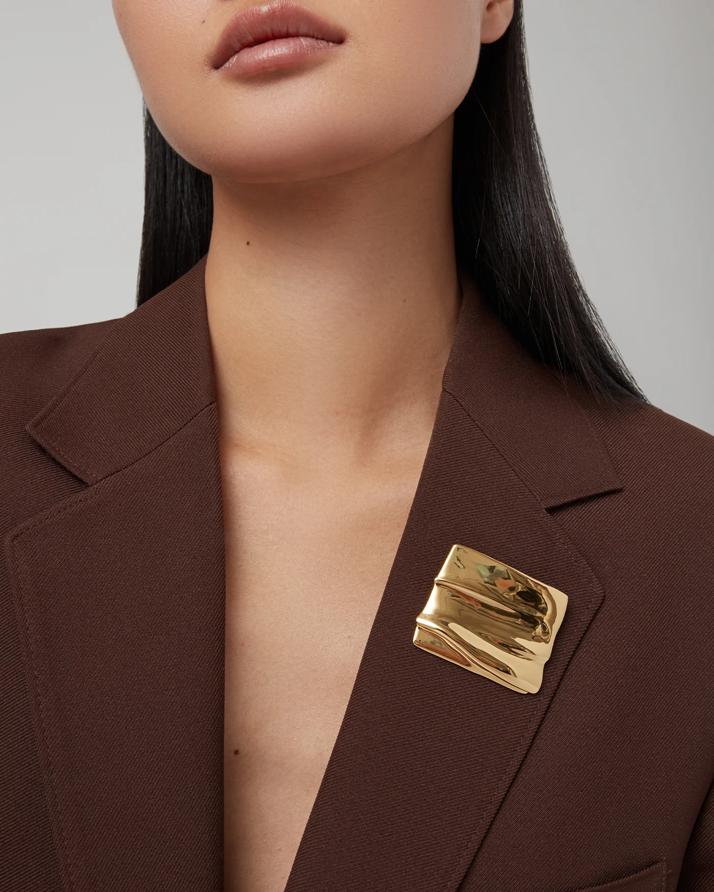 Sundra Brooch - Image 4
