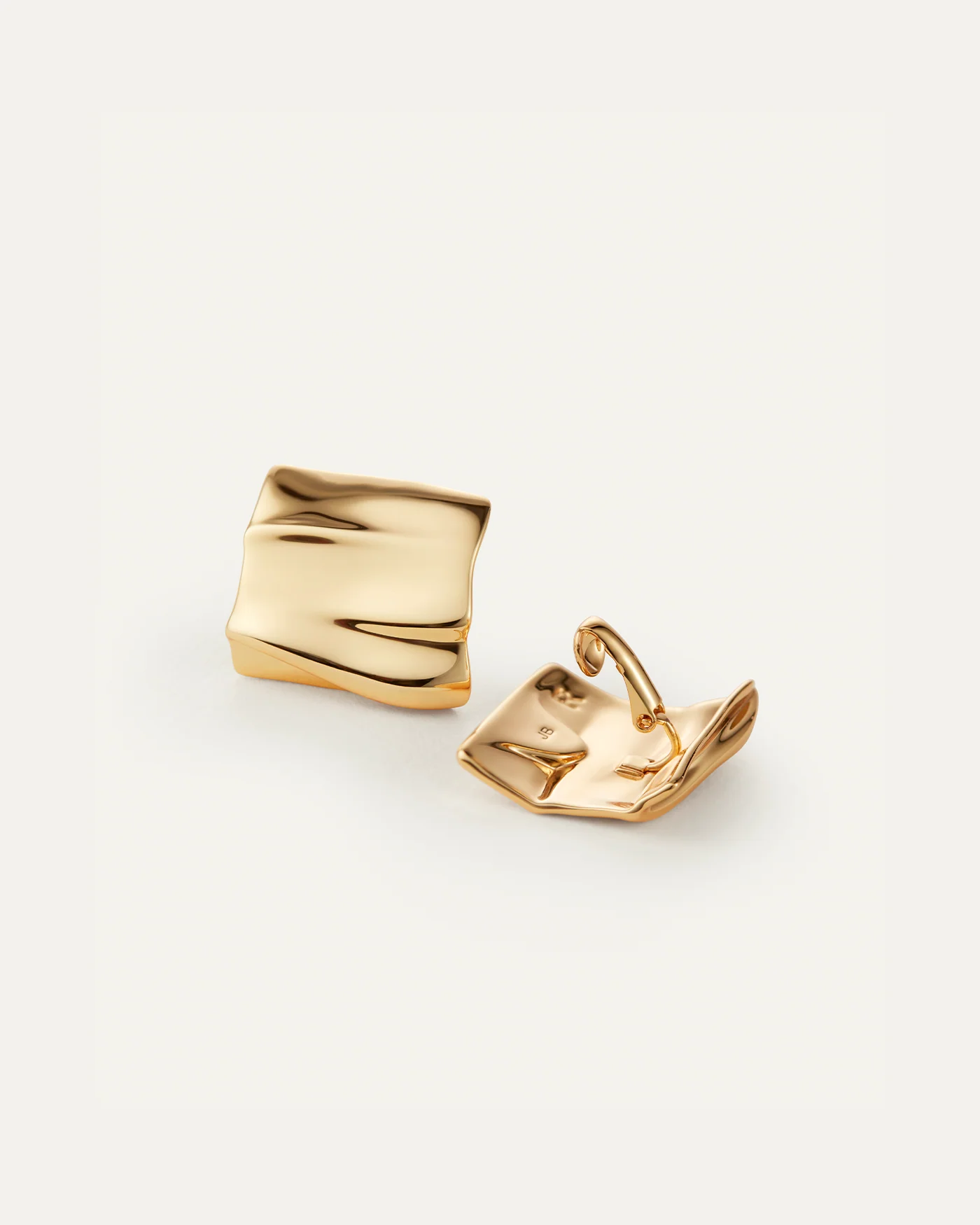 Sundra Clip On Earrings