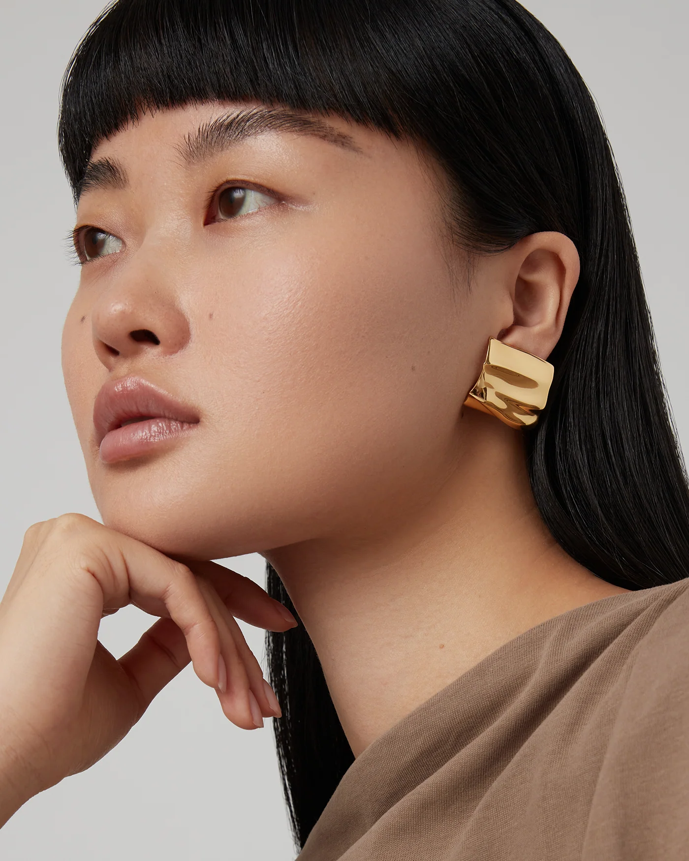 Sundra Clip On Earrings - Image 2