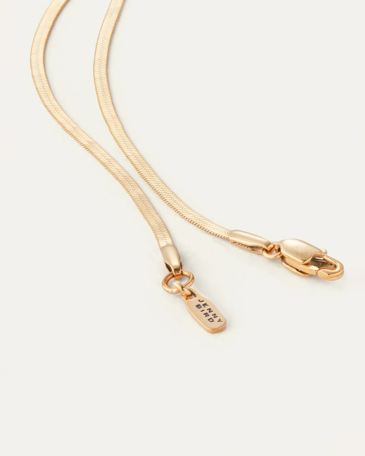 Zeina Slim Chain - Image 3